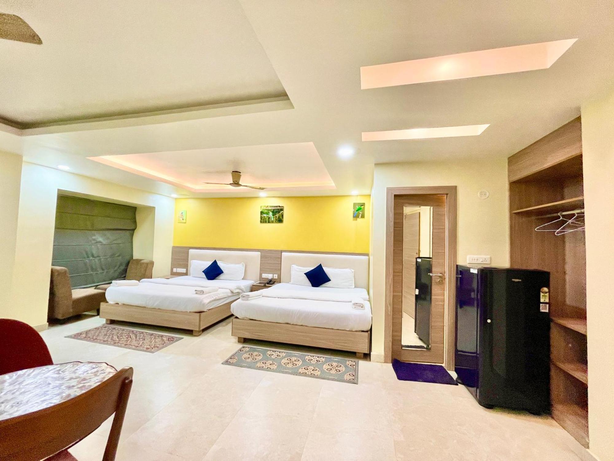Hotel Rb International ! Puri Near-Sea-Beach-And-Temple Fully-Air-Conditioned-Hotel With-Lift-And-Card Payment Accepted-Parking-Facility, Best Hotel In Puri Esterno foto