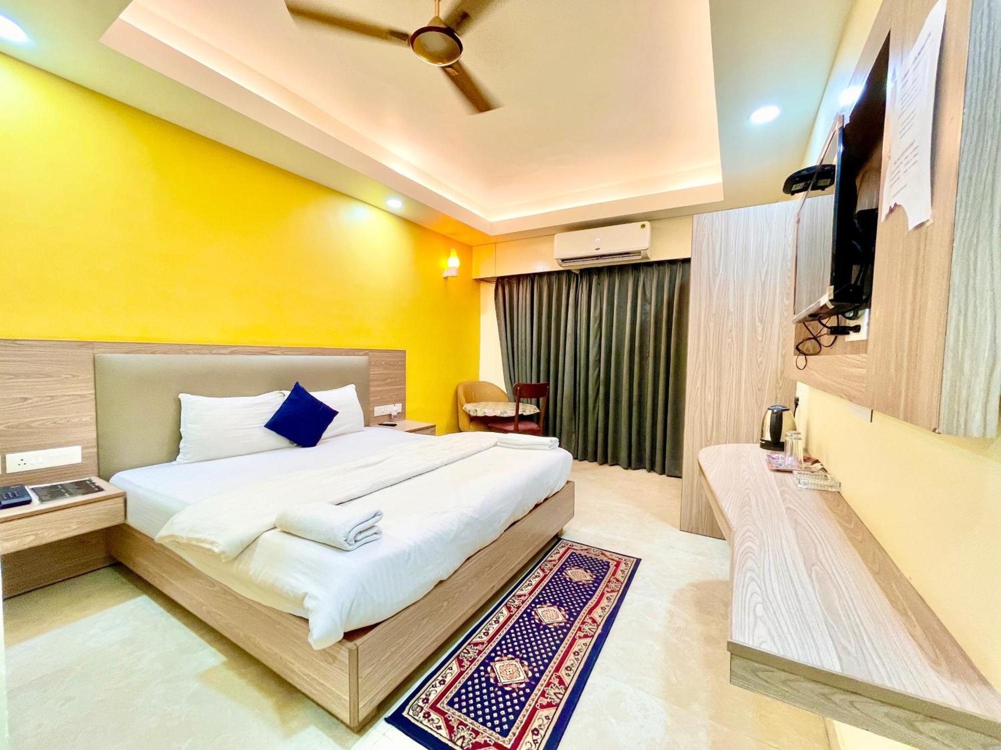Hotel Rb International ! Puri Near-Sea-Beach-And-Temple Fully-Air-Conditioned-Hotel With-Lift-And-Card Payment Accepted-Parking-Facility, Best Hotel In Puri Esterno foto