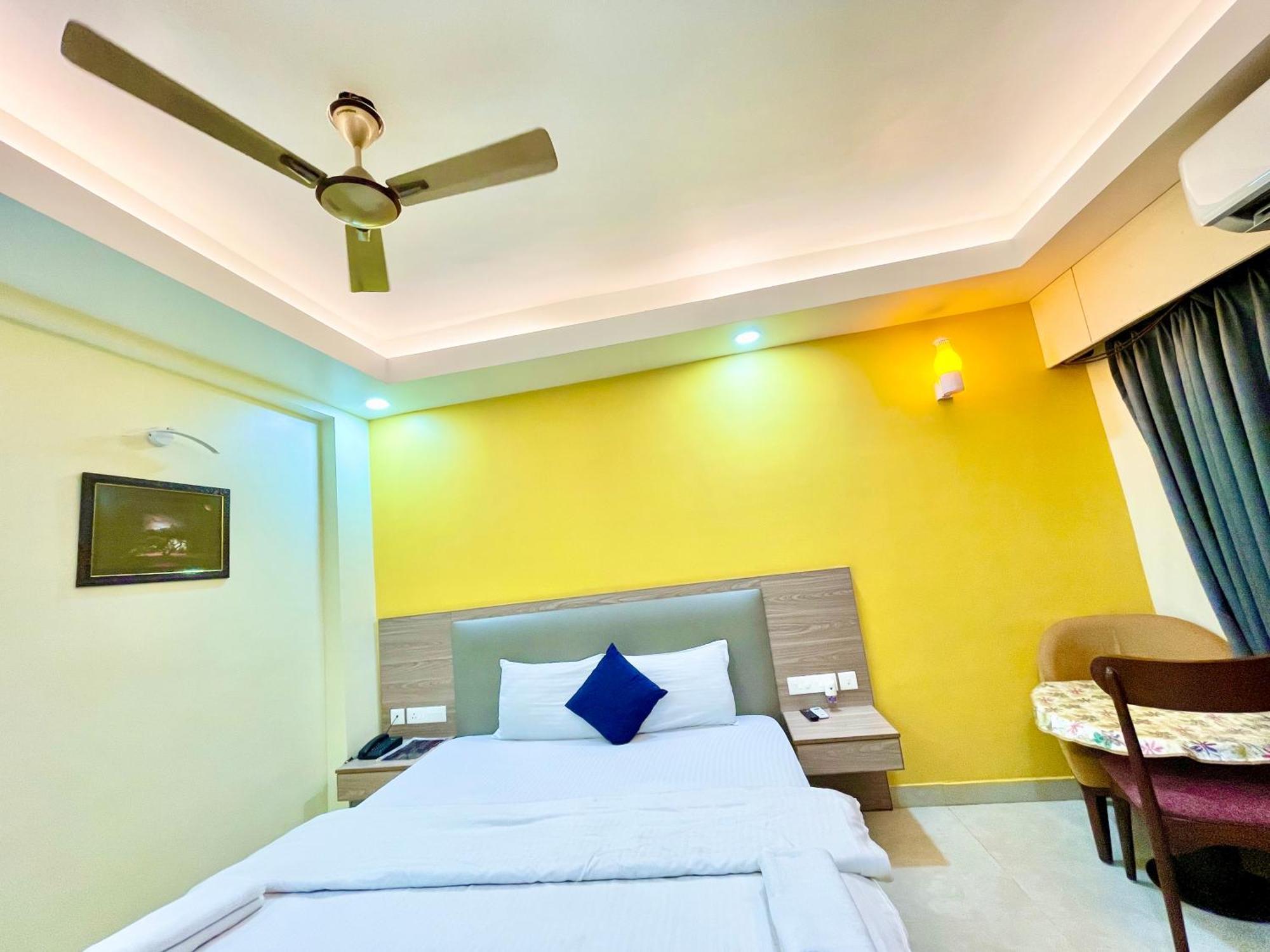 Hotel Rb International ! Puri Near-Sea-Beach-And-Temple Fully-Air-Conditioned-Hotel With-Lift-And-Card Payment Accepted-Parking-Facility, Best Hotel In Puri Esterno foto