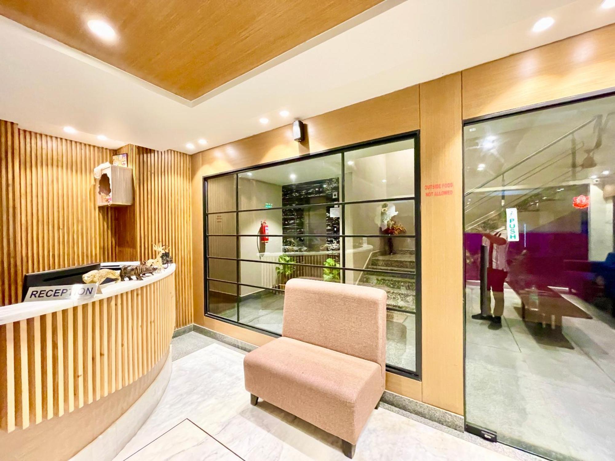 Hotel Rb International ! Puri Near-Sea-Beach-And-Temple Fully-Air-Conditioned-Hotel With-Lift-And-Card Payment Accepted-Parking-Facility, Best Hotel In Puri Esterno foto