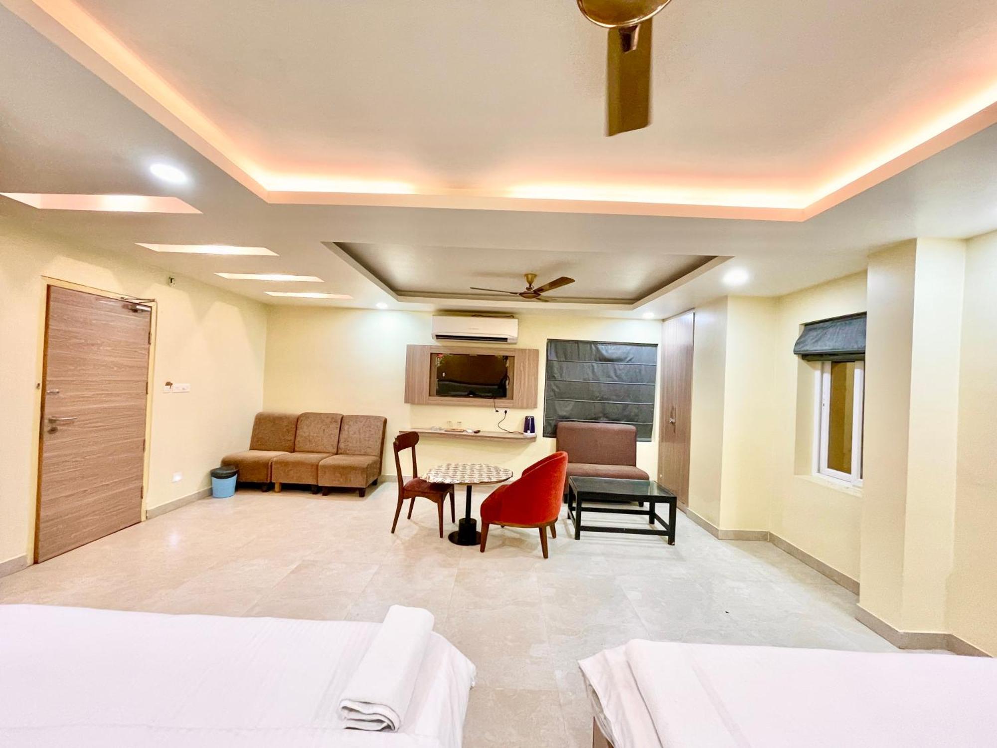 Hotel Rb International ! Puri Near-Sea-Beach-And-Temple Fully-Air-Conditioned-Hotel With-Lift-And-Card Payment Accepted-Parking-Facility, Best Hotel In Puri Esterno foto